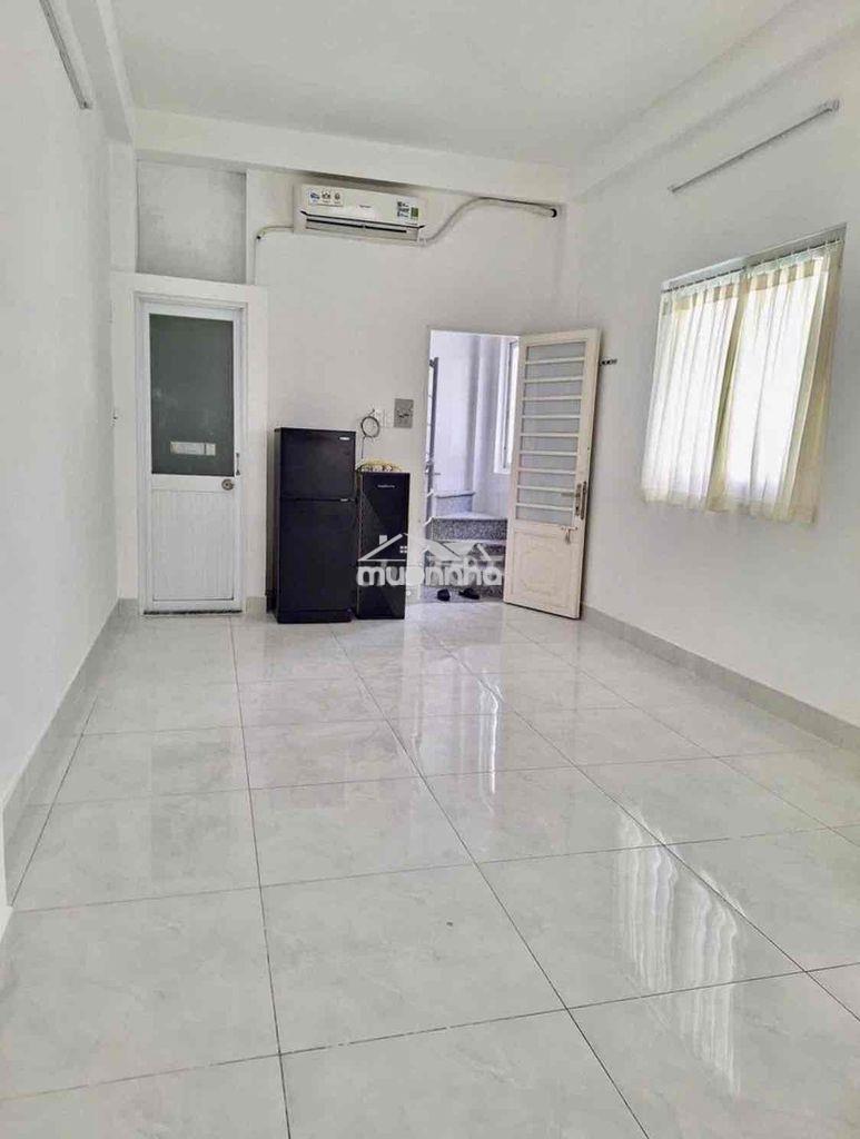 Cho thuê nhà 4 tầng full nội thất hẻm xe tải gần cầu chử y q5 giá 17tr - 2
