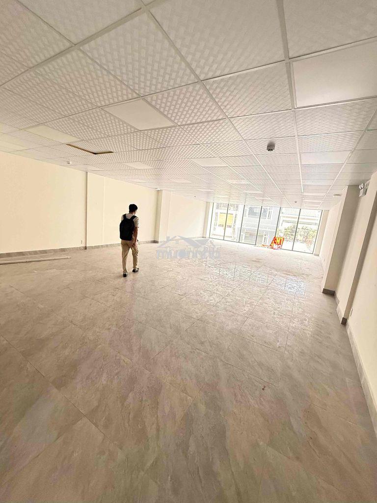 ➢ Toà nhà văn phòng + kho bắc hải quận 10 ➢ diện tích: 400m2 - 4