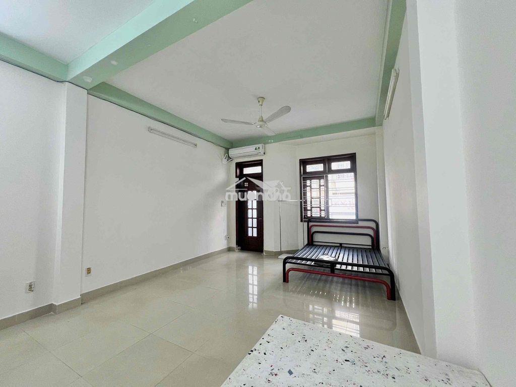 Cho thuê căn hộ nội thất cơ bản_ban công rộng_40m2 ngay cầu vượt 3/2 - Ảnh 4