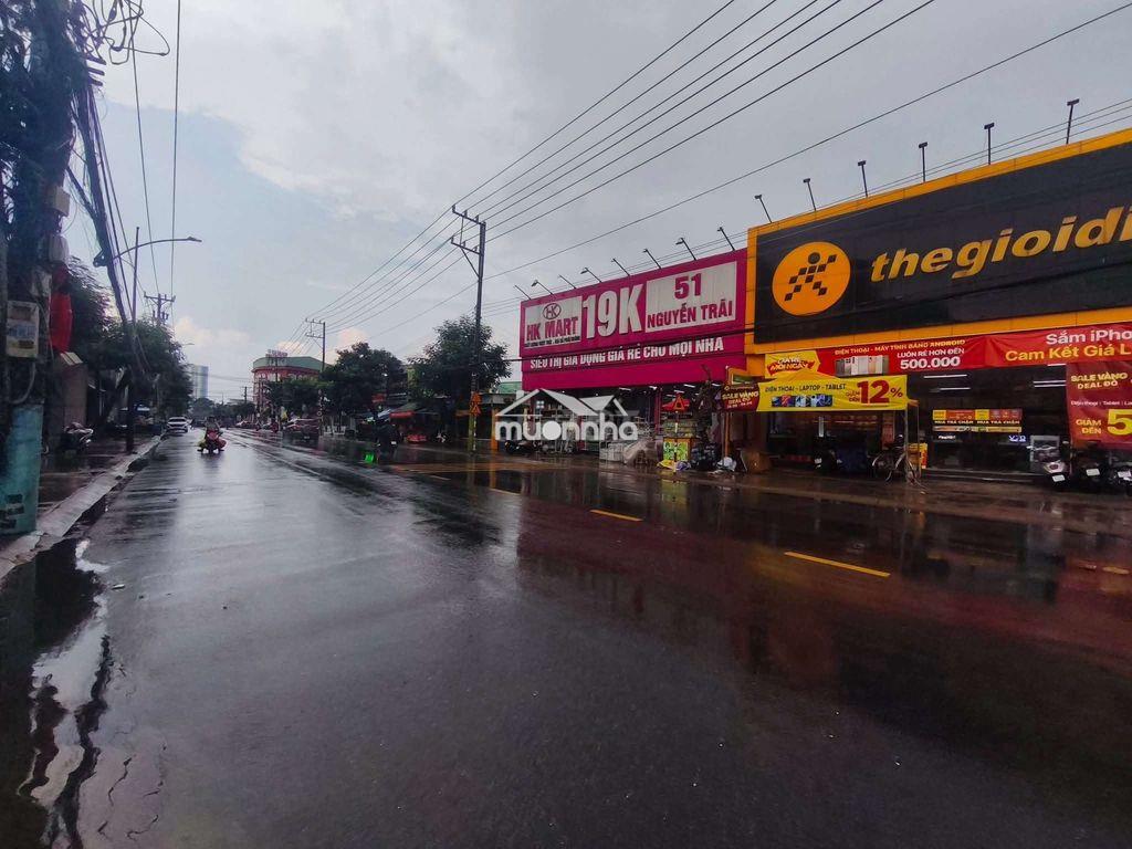 Nhà 2 lầu ngay gốc ngã tư đường mồi - 2