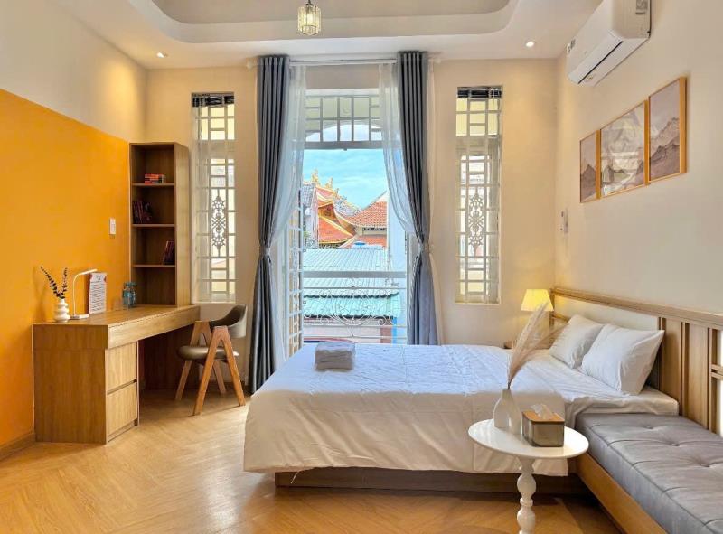 Cho thuê căn hộ 1 phòng ngủ có ban công cửa sổ trời thoáng sáng full nội thất ngay bờ kè trường sa tiện đi quận 1  - Ảnh 2