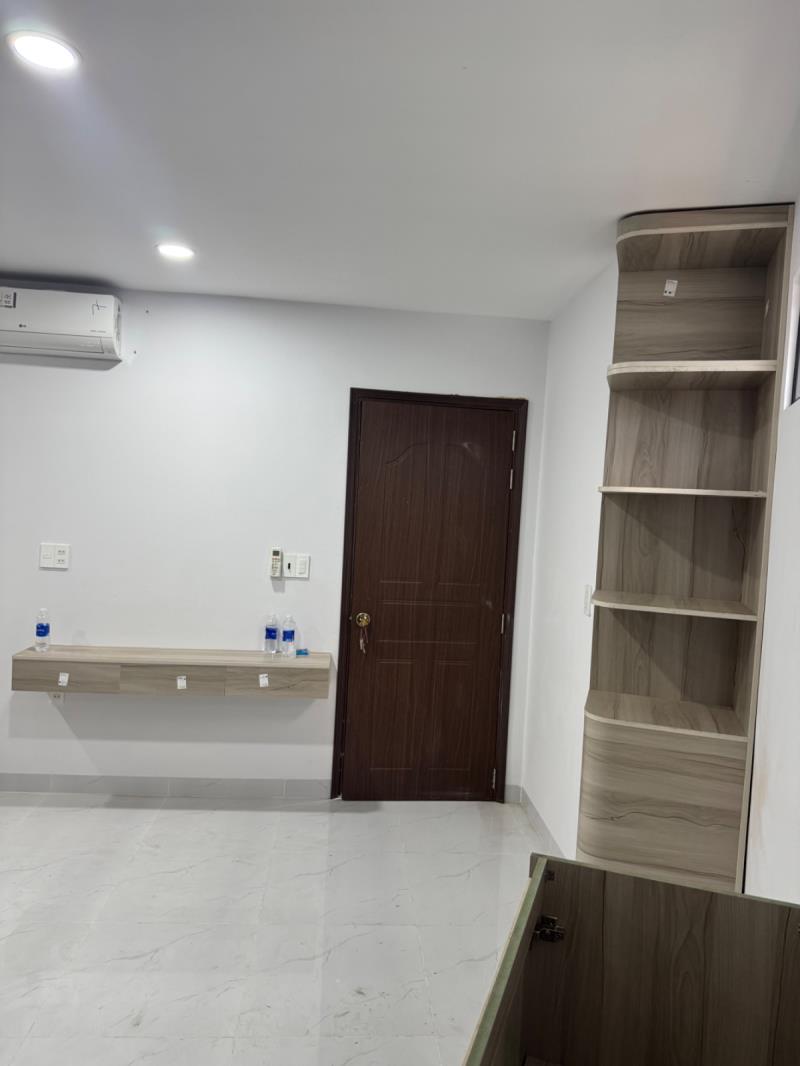Thuê ngay phòng mới 100% rộng 30m2 full nt tại nơ trang long - Ảnh 2
