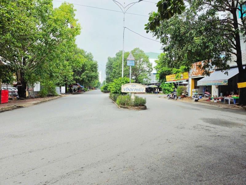 Bán đất phân lô hẻm 185 ngô chí quốc - hẻm chỉ 1 dãy nhà rất nhiều chỗ đậu ô tô