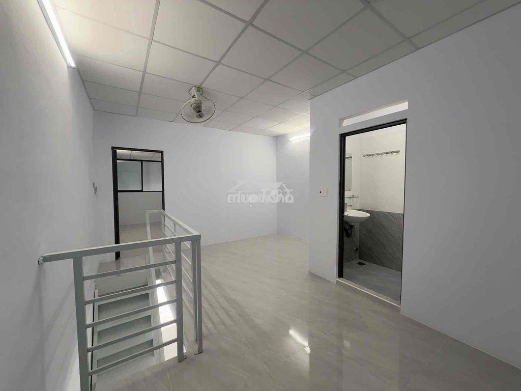 Nhà nguyên căn đường nguyễn xuân khoát 4x13m 1 lửng mới - 3