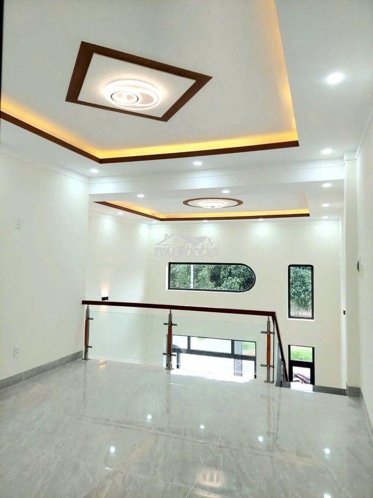 Nhà mới xây 1 tr 1l 3pn tại p. long hưng gần vòng xoay c11 giá 2,55 tỷ