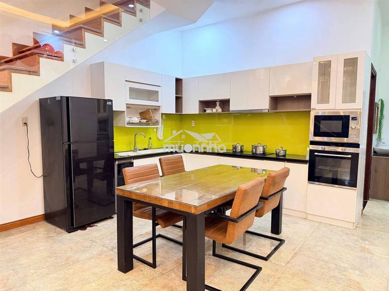 Nhà 3 tầng 3pn mt khu loseby