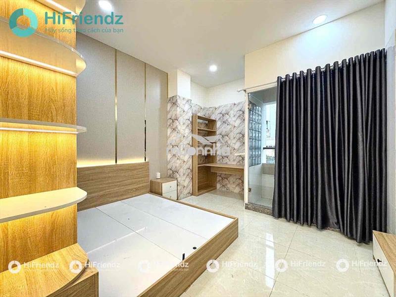 Cho thuê căn hộ 2pn  ban công gần đại học văn hiến 10  bước đến trường
