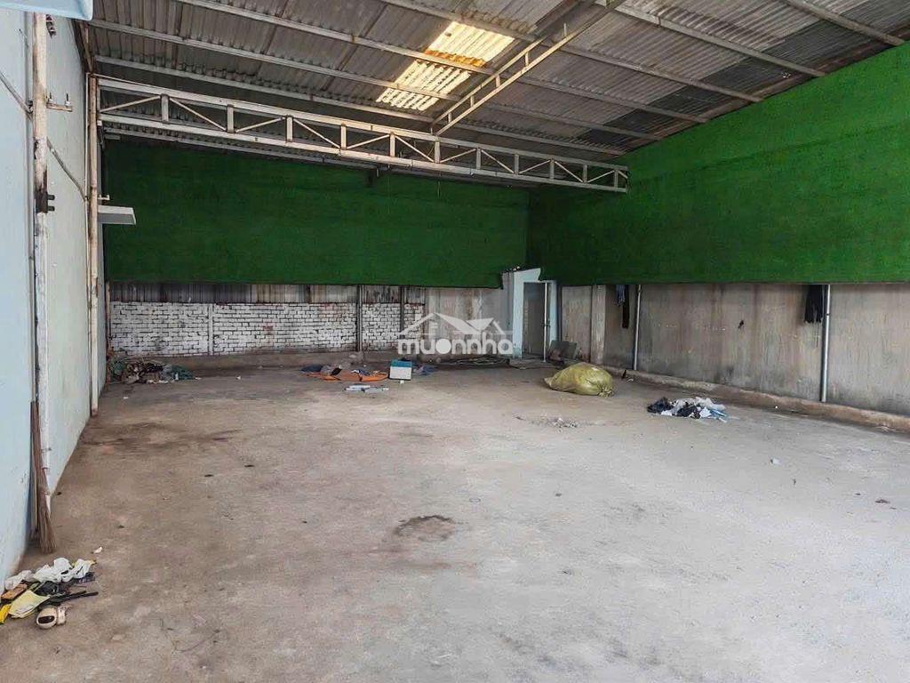 Kho xưởng 230m/10tr có văn phòng - 2