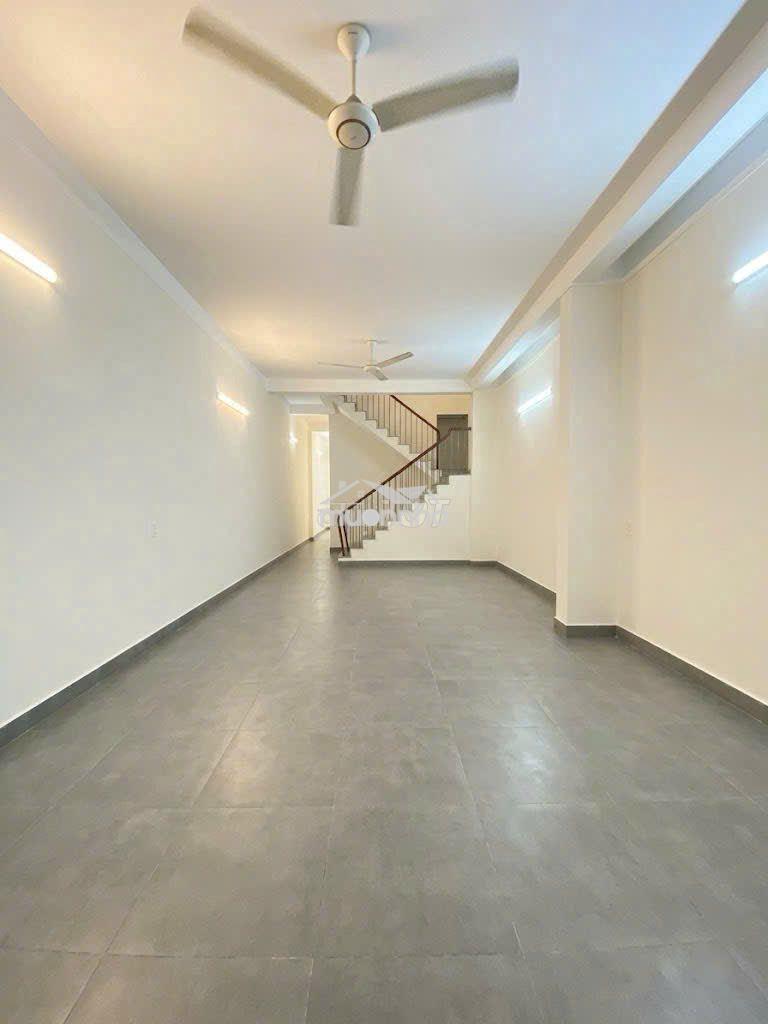 Nhà đẹp đường hoa - 104e hoa phượng, p2, pn - 5x22m, 3 tầng, 330m2 - 4