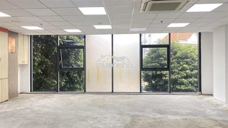 Văn phòng cho thuê quận tân bình, gần sân bay, nhiều ánh sáng tự nhiên
