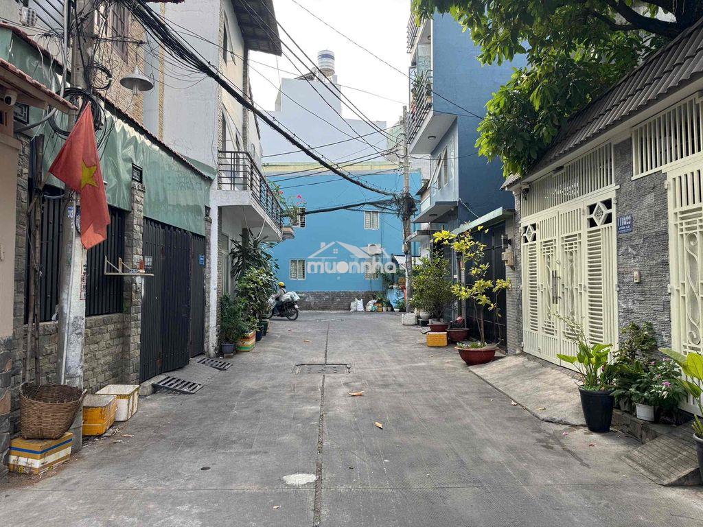 Hẻm 5m đường vườn lài, p.phú thọ hoà. (dt: 6x7m cấp 4). giá: 4.35 tỷ - 2