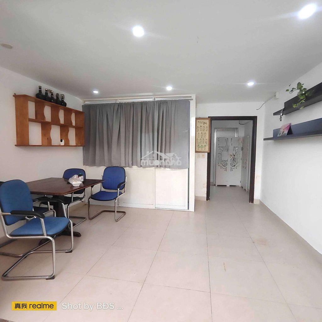 Nhà rộng khu bình triệu - 2