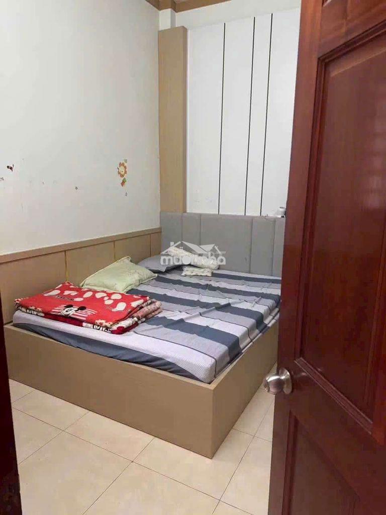 Nhà lầu gần ngã tư chiêu liêu - Ảnh 2