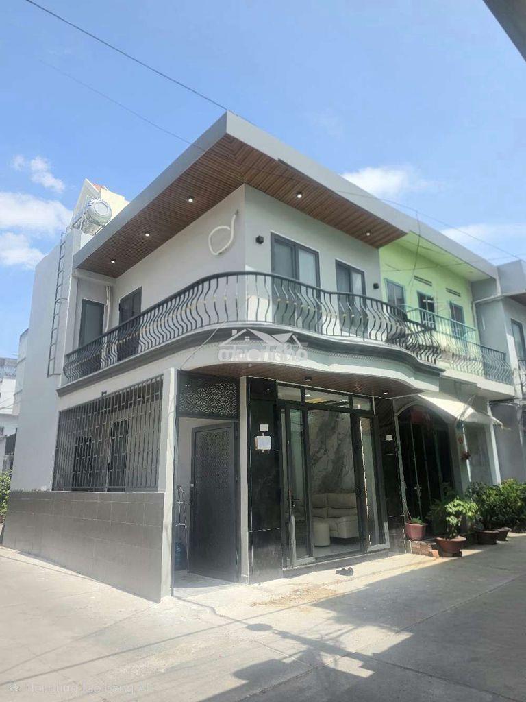 Lô góc hẻm xe tải ngay ngã tư 4 xã (5,5x11m) 2 tầng nội thất siêu đẹp