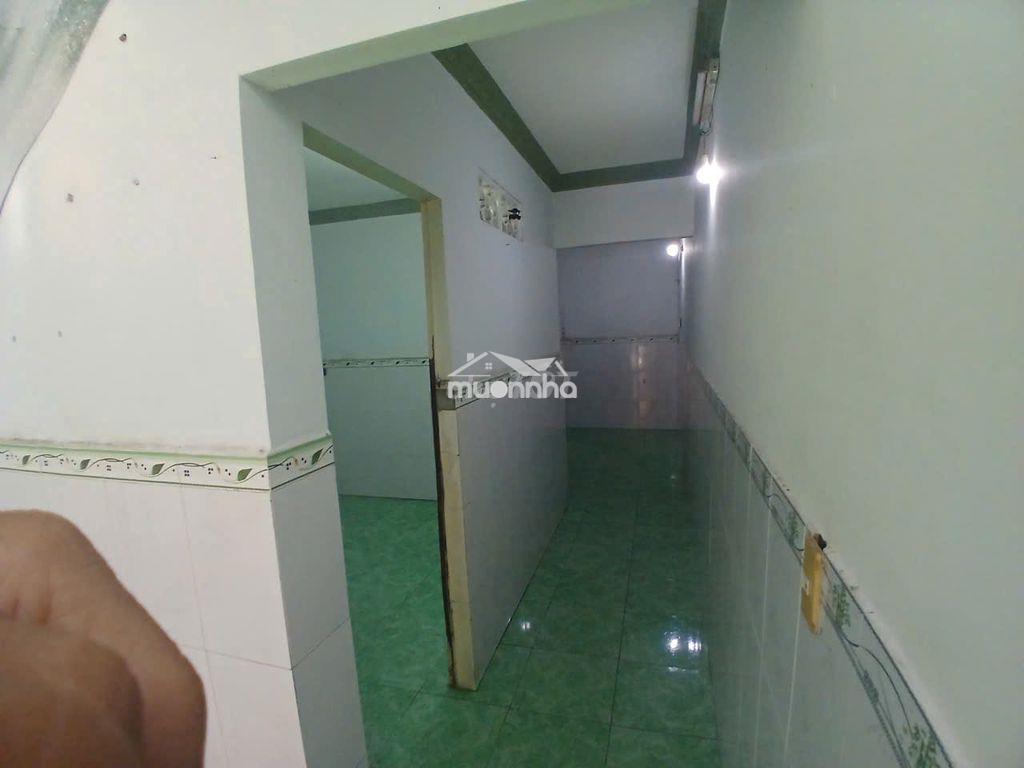 Nhà rẻ chỉ 4.5 tỷ, trung tâm tphcm 47.2m, 2 tầng. trường chinh,  tphcm - Ảnh 3