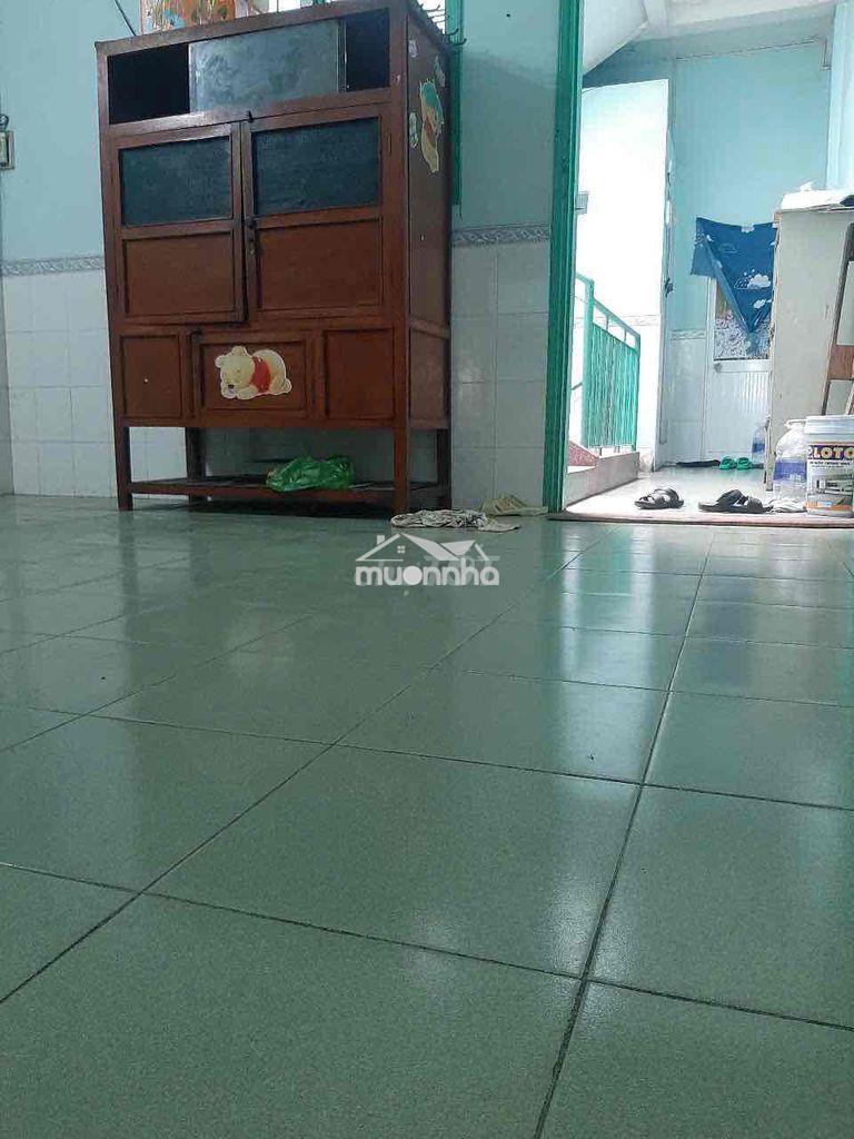 Phòng trọ nguyên 1 lầu nhà tt, dt 70m, 2 ngủ, 1 wc - 4