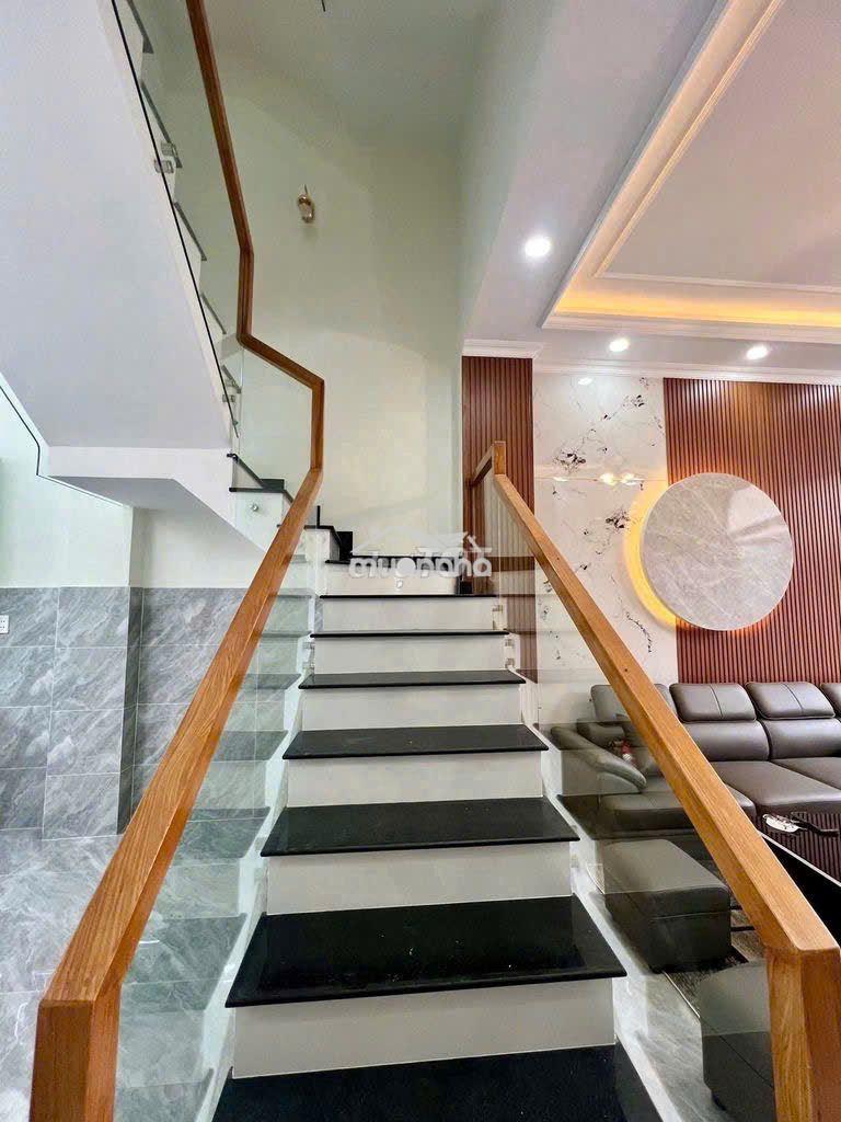 Nhà hxh 1t2l ngay chợ long trường - kđt đông tăng long - 4pn - 4