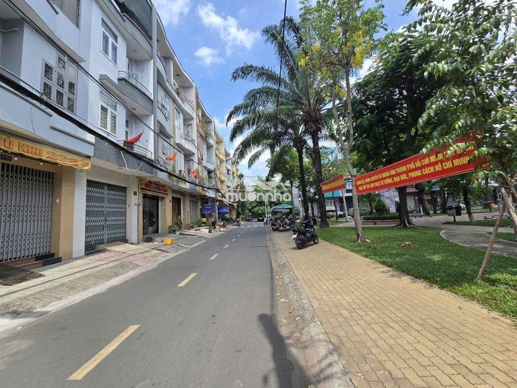 Nhà mặt tiền nội bộ 320 bông sao - dt 4m × 16m 1 trệt 2 lầu 1 st - 2