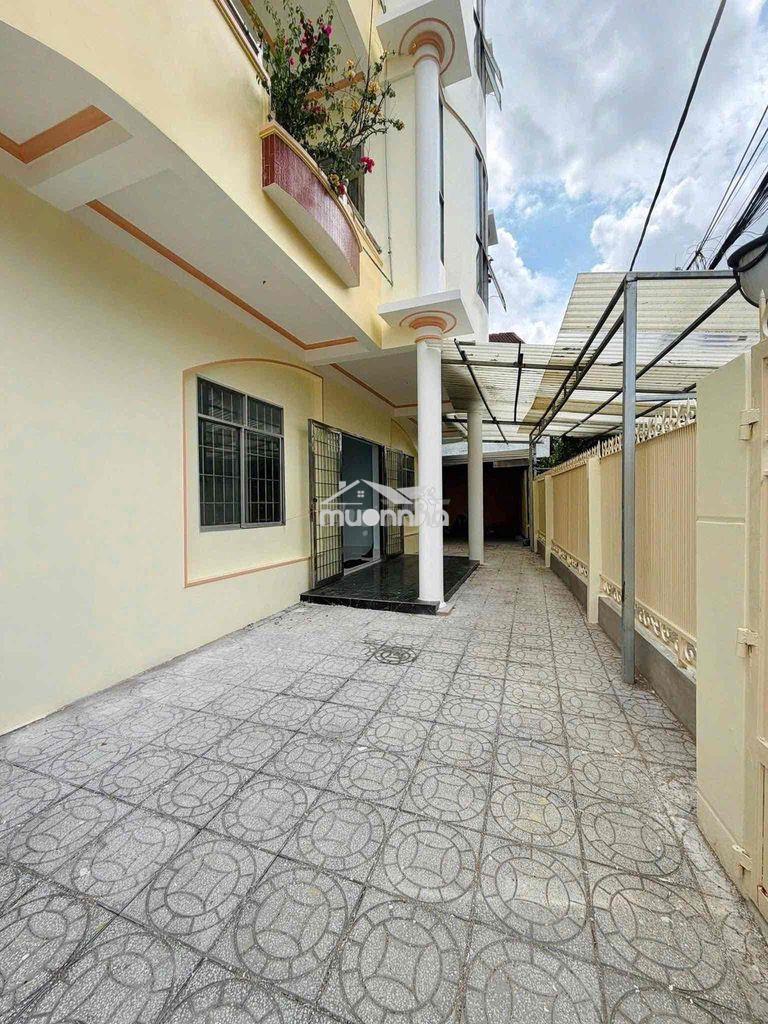 Cho thuê biệt thự góc 2 mặt tiền 600m2 ngay trung tâm nk - 3