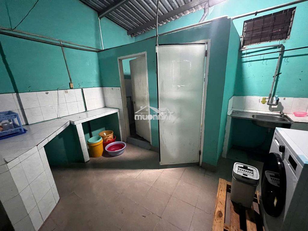Cho thuê nguyên lầu 3, ngay trung tâm q5, nội thất đầy đủ, giá 7,5tr - 3
