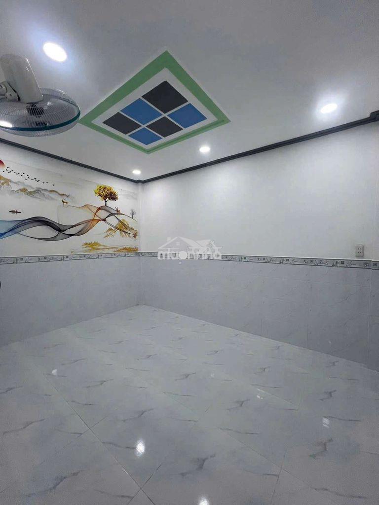 Nhà đẹp 3 phòng ngủ 2 lầu wa rẻ vô ở liền nhà mới  - Ảnh 2