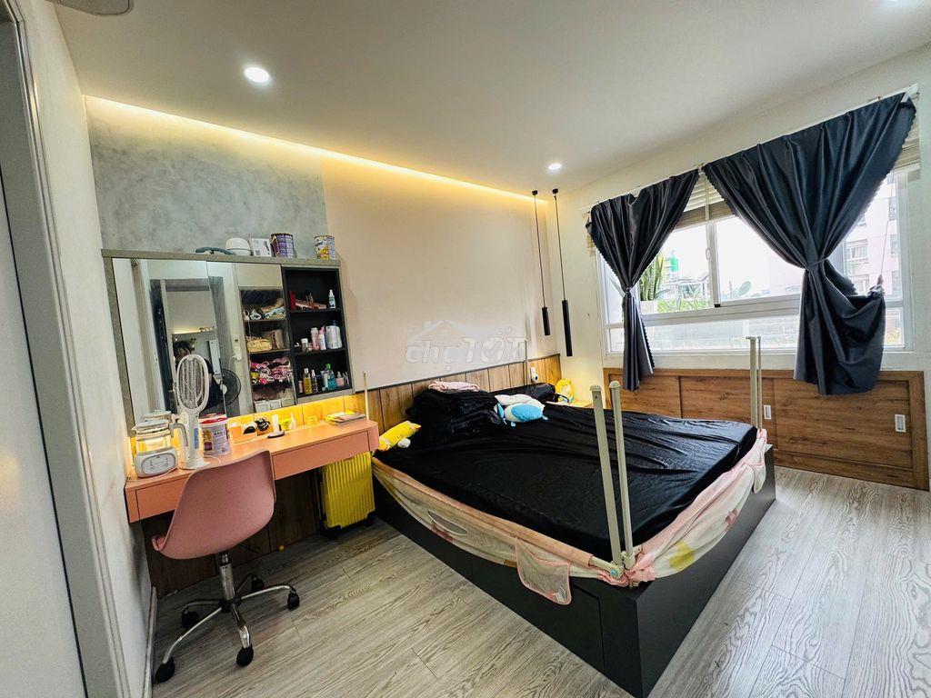 Chung cư 312 lạc long quân, 2pn 2wc, dt: 66m2, - 2