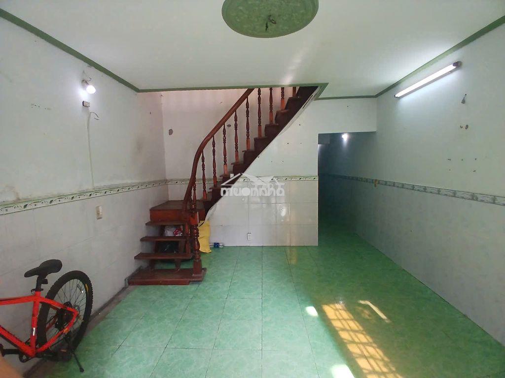 Nhà rẻ chỉ 4.5 tỷ, trung tâm tphcm 47.2m, 2 tầng. trường chinh,  tphcm - Ảnh 2