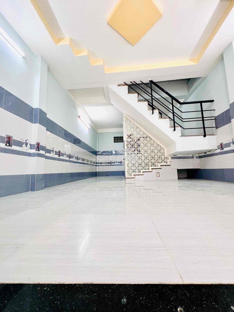 Nhà nguyên căn cho thuê - 2 p. ngủ, 2 toilet. đường lê văn thọ, gv