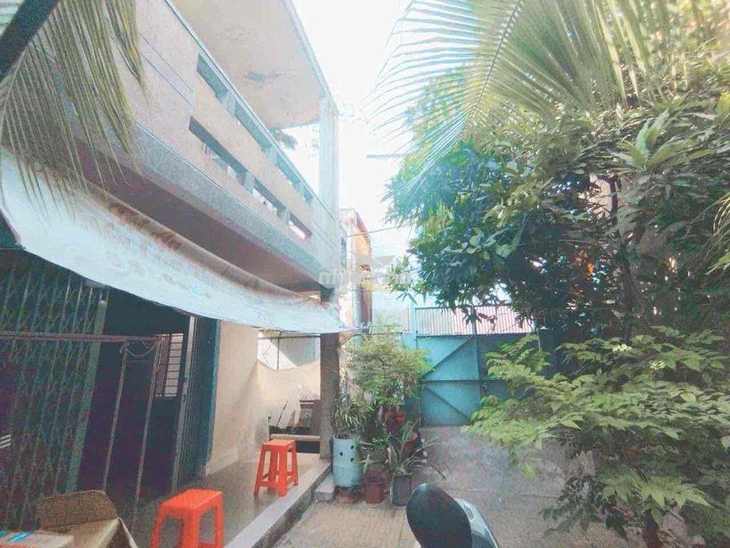 Bán nhà quận 6 - 4