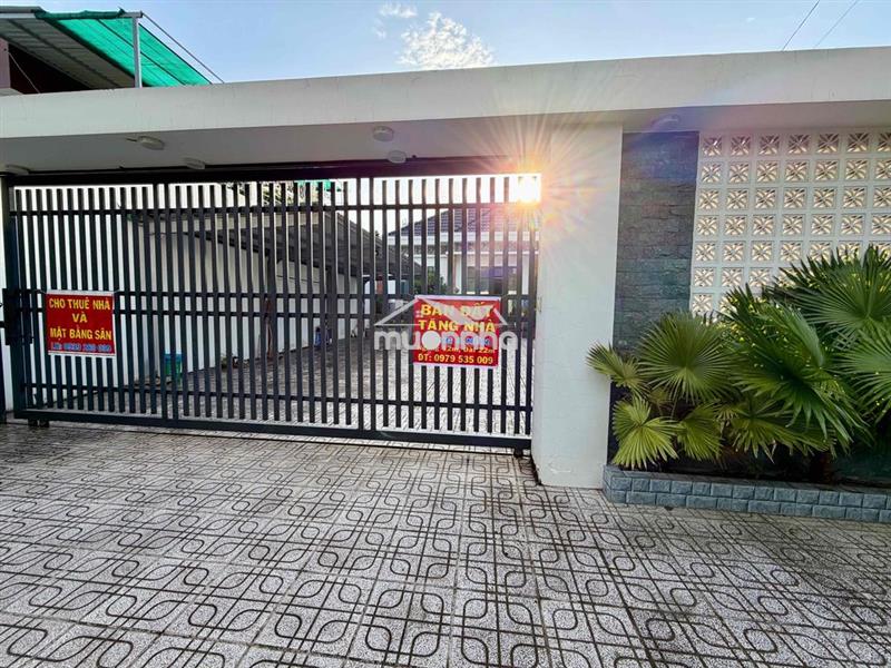 Bán đất tặng nhà (tổng 3 nền)