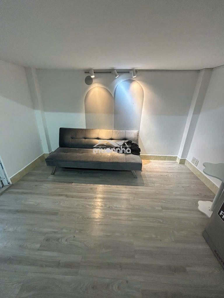Duplex có gác + ban công – full nt – gần phan xích long – 4.9tr - 2