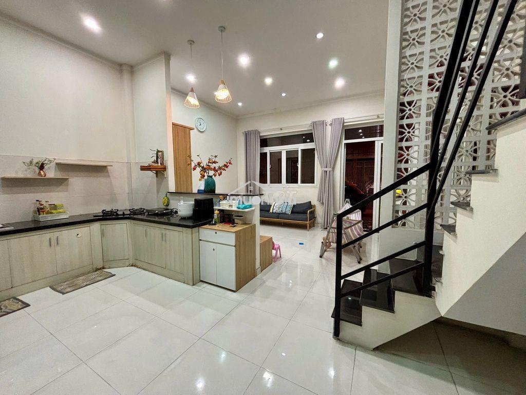 Bán nhà đẹp 3 phòng ngủ - 4