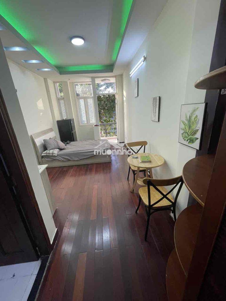 Phòng dv full nội thất khu bắc hải gần công viên lê thị riêng