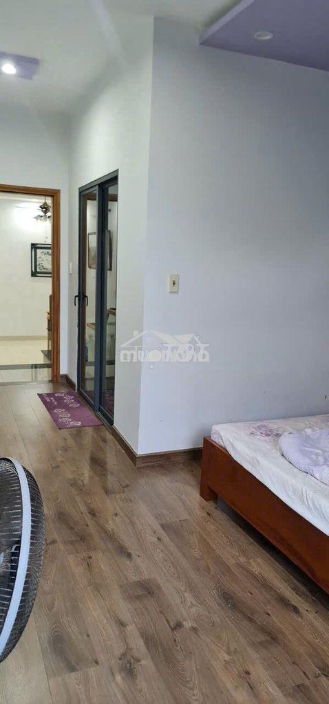 Cho thuê nhà 3 tầng mặt tiền đường tố hữu gần xô viết nghệ tĩnh - Ảnh 3