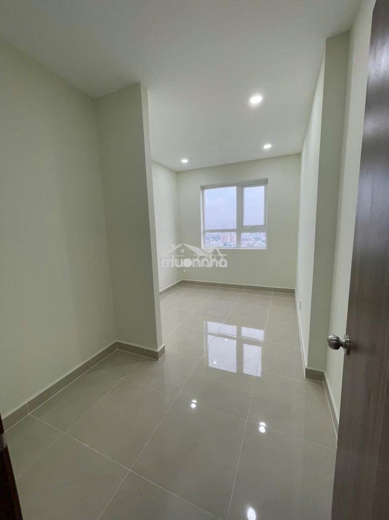 Góc 3pn 2wc 85m2 trống 1/10 có thể ở ngay giá 12,5tr/th tòa mall - Ảnh 4