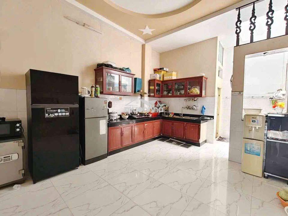 Nhà đường số 10 tân quy q7, 61m², nhà đẹp, gần công viên - giá 6.5 tỷ - 2