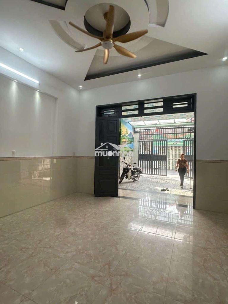 Nhà mặt tiền gần ngã ba ông xã - 3