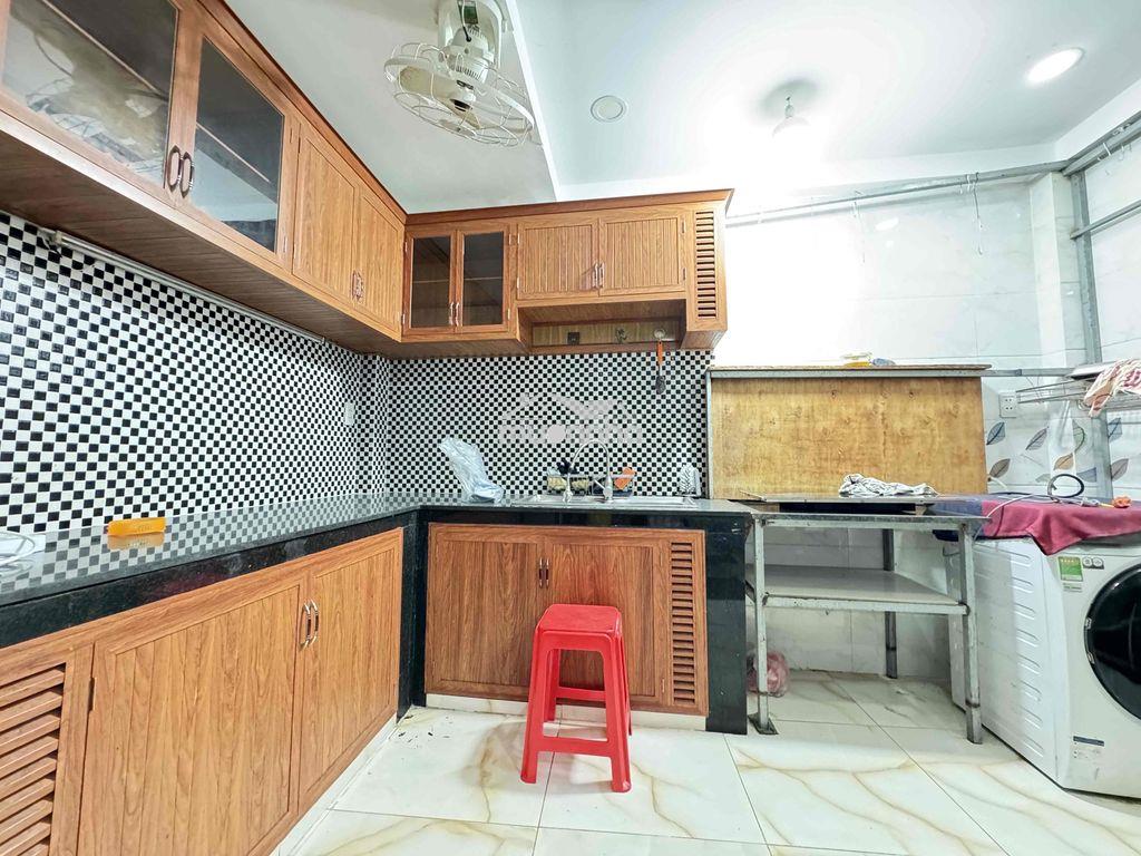Cho thuê nhà nguyên căn đường bình thới - quận 11– gồm 4 phòng ngủ – - 3