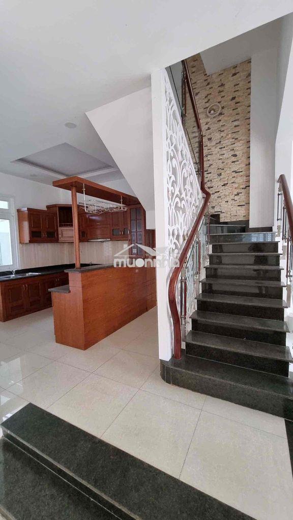 Biệt thự khu tên lửa 7x18,2 lầu - 4