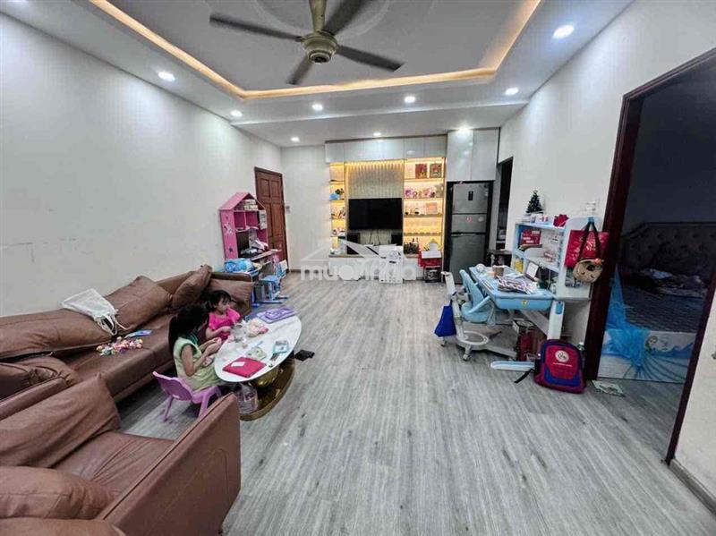 Bán cc tây thạnh lầu 1 dt 72m 2p 2vs giá 3.2 ty tl ***
