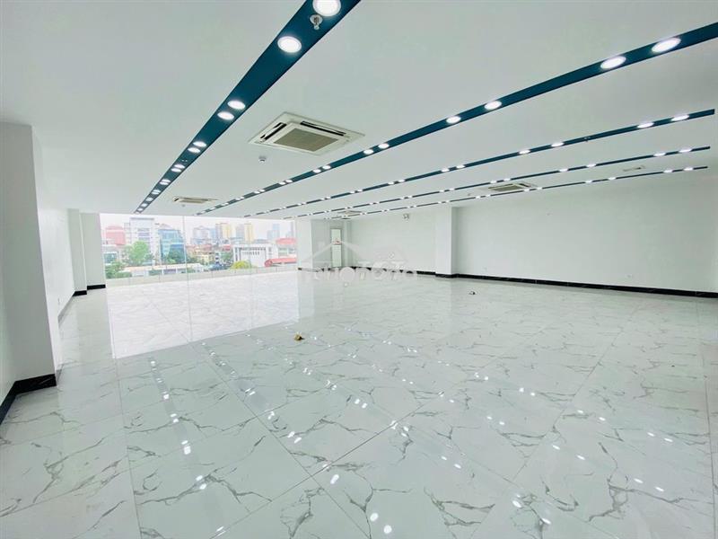 Cho thuê sàn văn phòng đẹp 200m2 tại hoàng quốc việt -phạm văn đồng