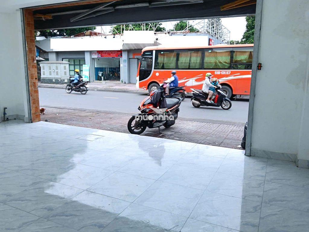 Mặt tiền nơ trang long 7m ngang có gác lửng vỉa hè rộng cho mở quán ăn - Ảnh 3