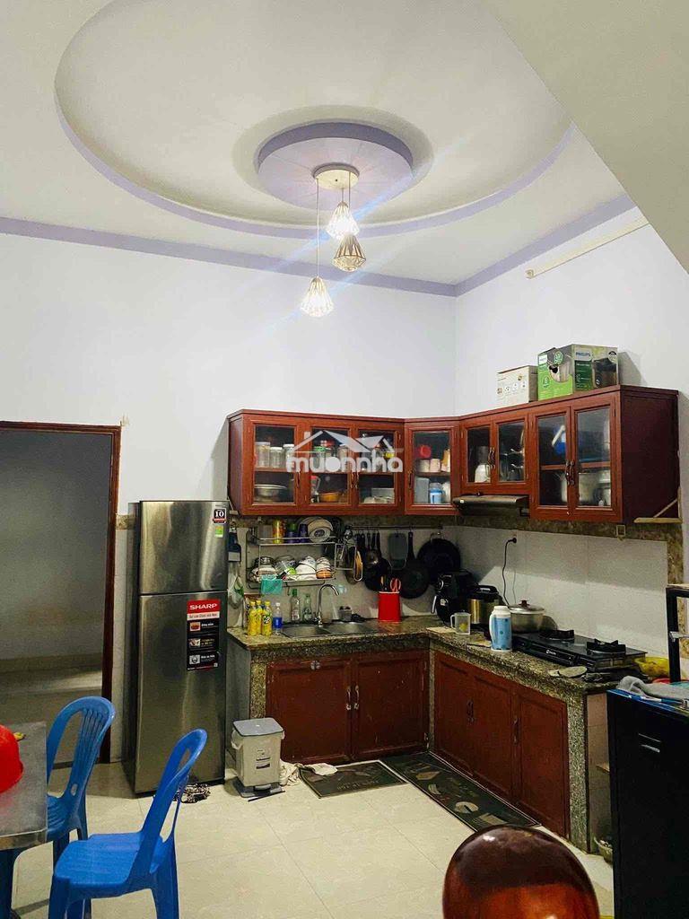 Nhà 1 lầu 1 trệt hẻm xe hơi vô được , thổ cư - Ảnh 3