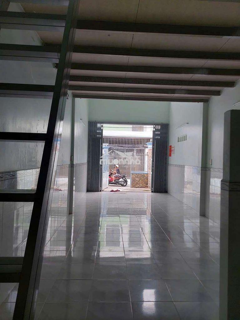 4 x 15m khu tên lửa - 2