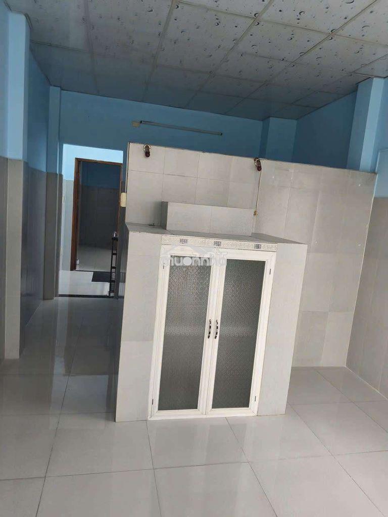 Cho thuê nhà nguyên căn 4 phòng đường lê văn lương - 3