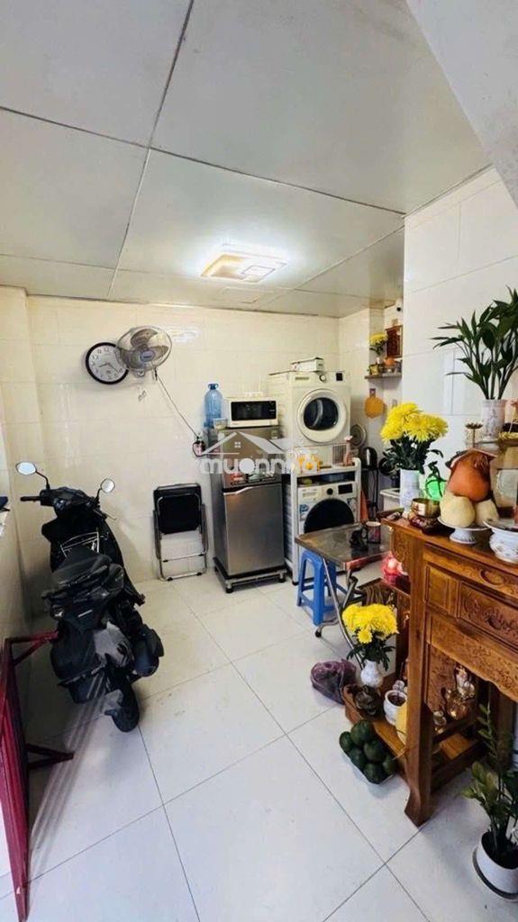 Nhà thờ chợ quán - trần bình trọng - trần hưng đạo - chỉ 3 tỷ 2