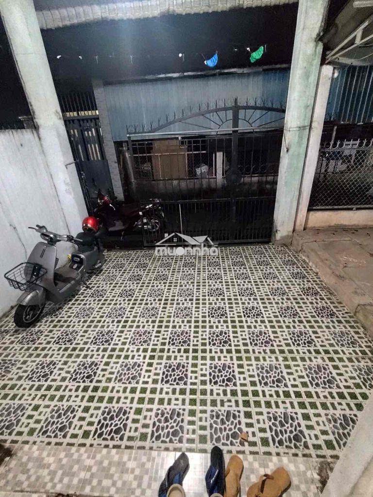 Bán nhà kp long điểm lbt full thổ đường ô tô sân ô tô có thương lượng