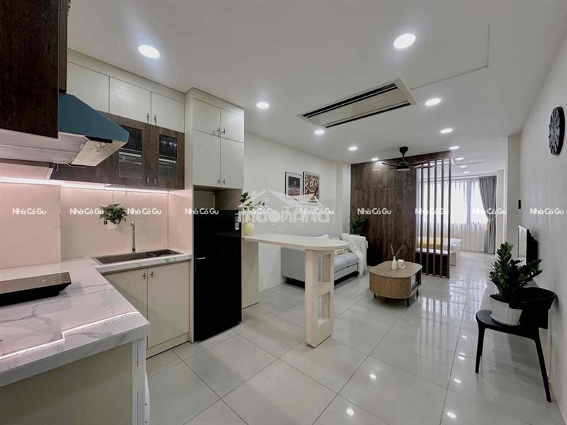 Căn hộ tách bếp cửa sổ gần sân bay - hoàng văn thụ - phổ quang