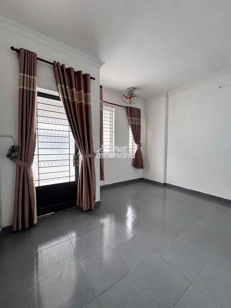 Căn hộ 80m2, cc phú lợi d2, p7q8