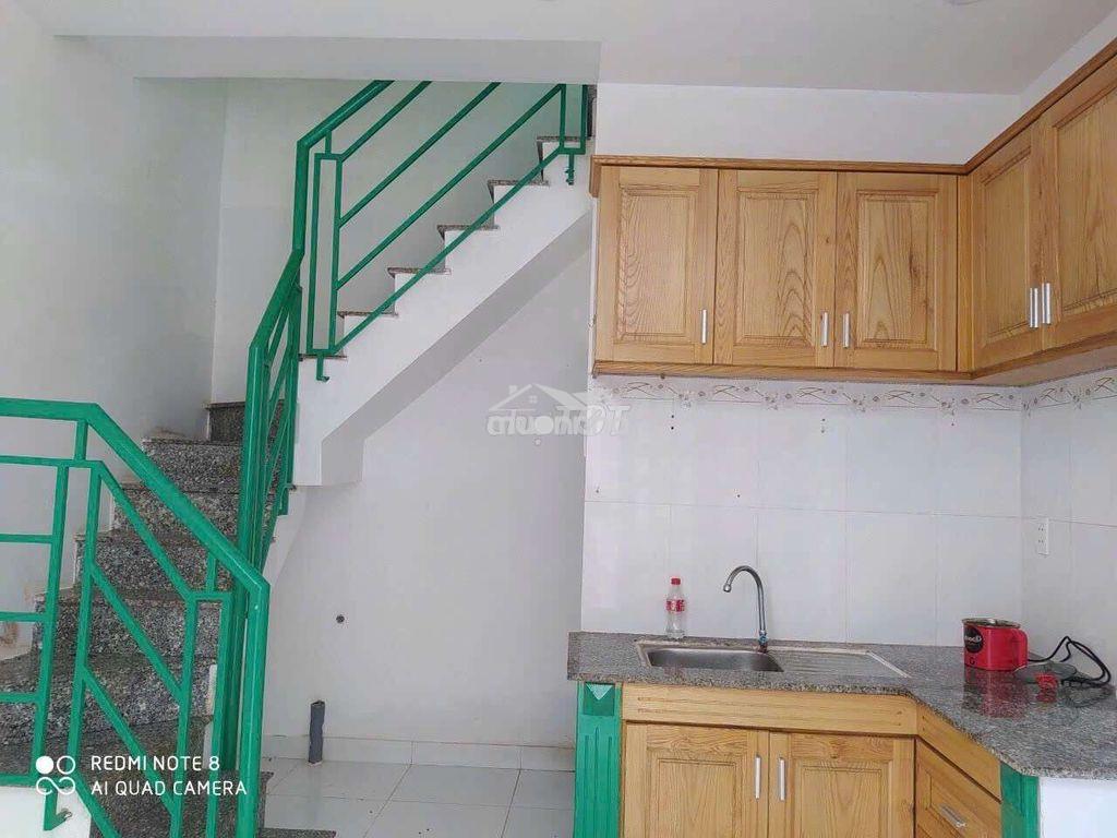Cho thuê nhà nhỏ 1 trệt 1 lầu - 2